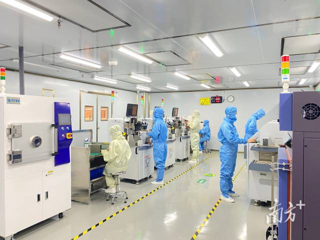 河源华亿体育（中国）游戏平台大研究院建设的新一代通信及万物互联应用芯片及模组科技成果转化中试基地。