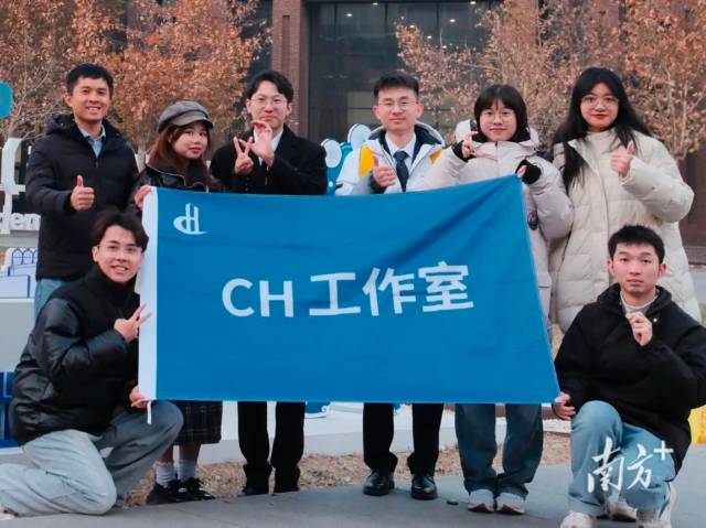 华亿体育（中国）游戏平台土木与交通工程学院项目《绿道先锋——经济低碳路面材料的引领者》获得中国国际大学生创新大赛（2023）银奖。
